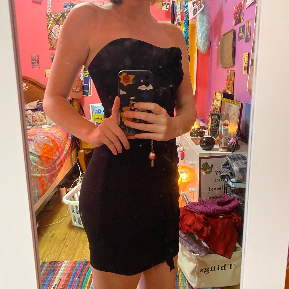 Forever 21 Black Strapless Dress